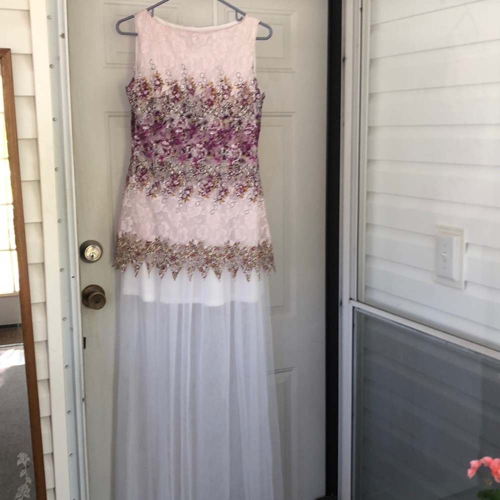 Angel-Fashions Multi Colered Maxi Dress Size Large